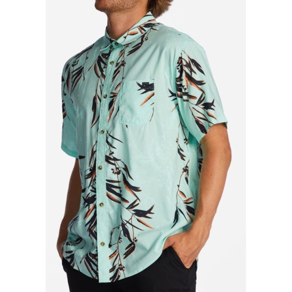 Billabong Men's Stretch Wovens Short‎ Sleeve Button Up Shirt XXL Tropical Floral